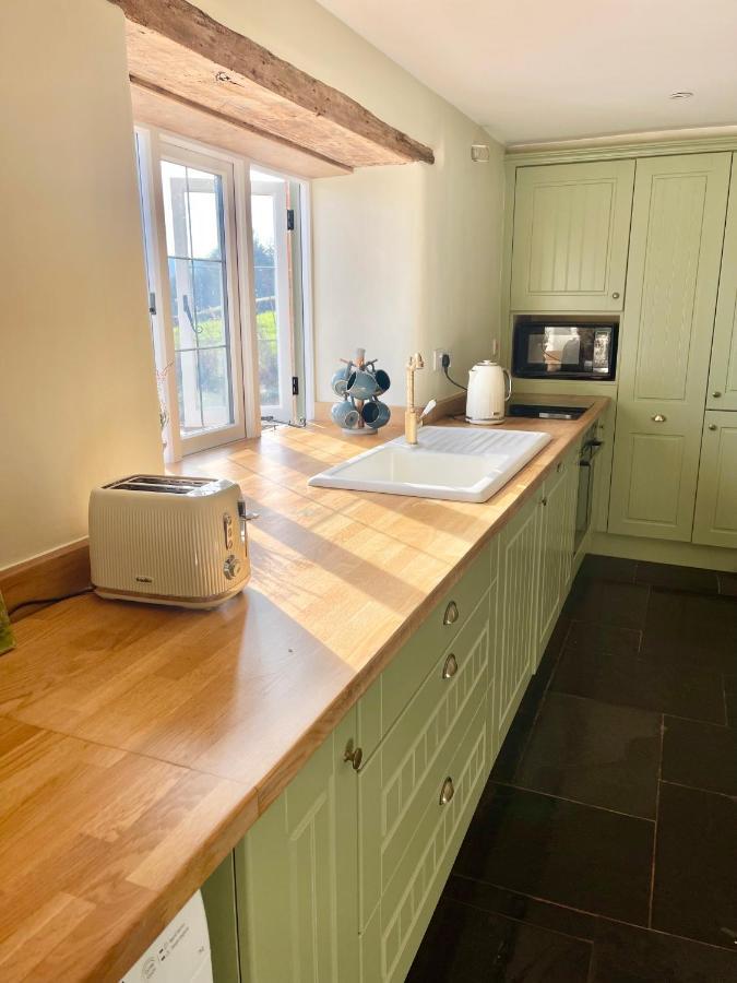 Slowley Farm Cottage Luxborough 객실 사진